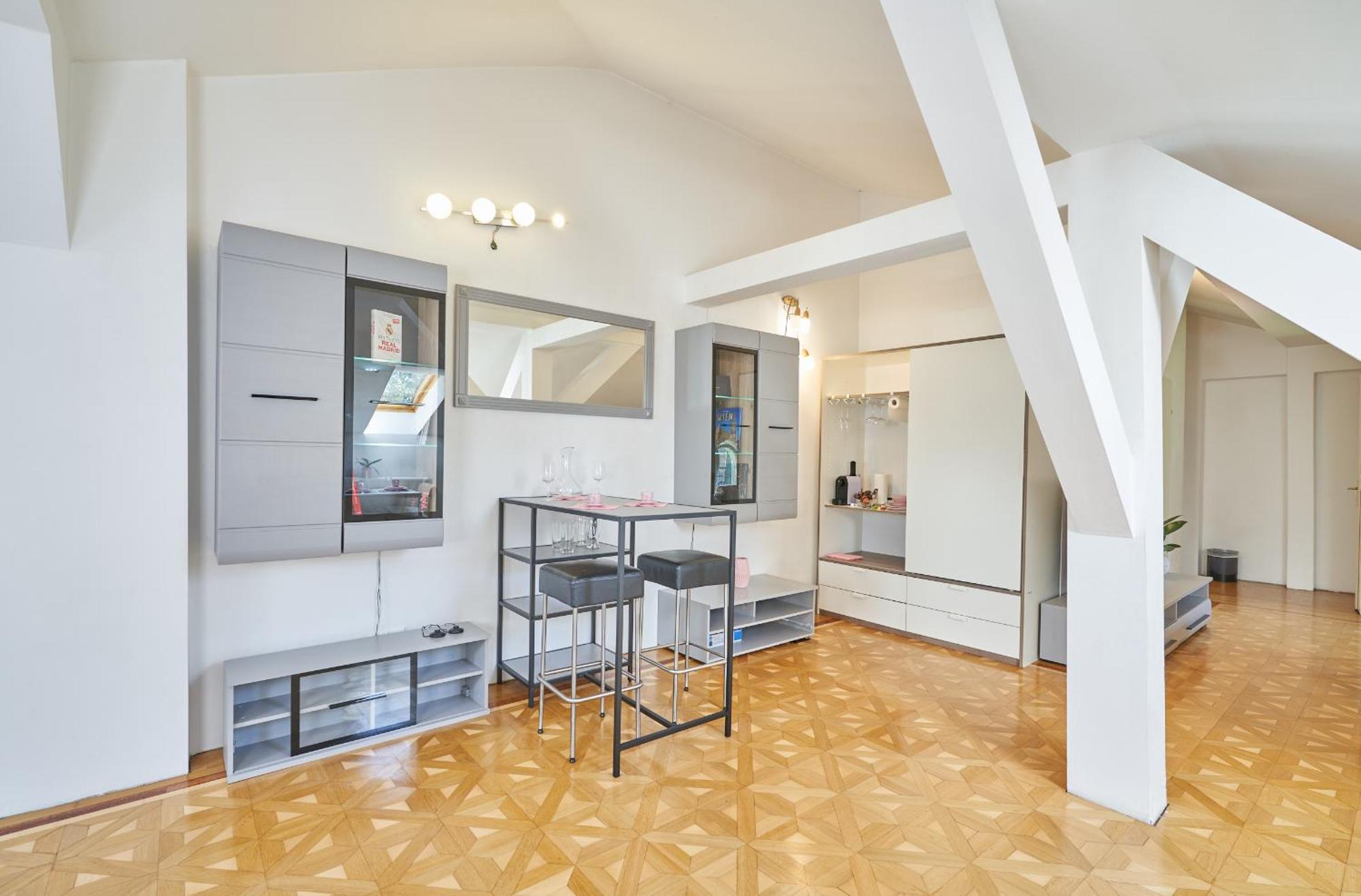 Big Apartment In Guesthouse Μπάντεν Εξωτερικό φωτογραφία